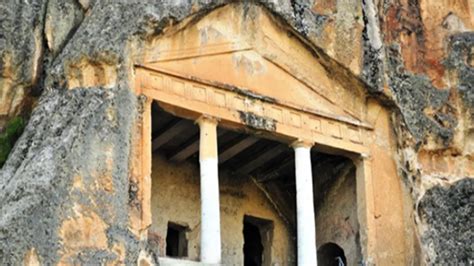  Ajanta İnsanı: Duyguları Taşlara Oyulmuş Bir Şölen