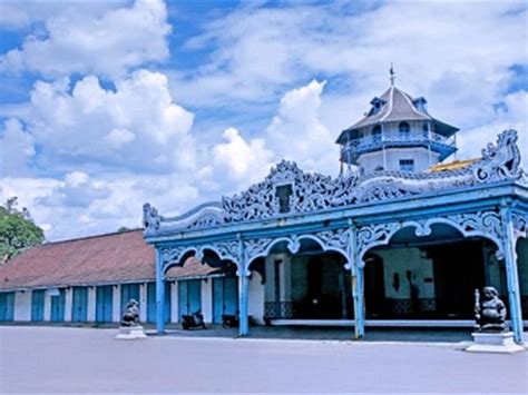 Keraton Surakarta (The Palace of Surakarta) İle Aşkın ve Gizemin Harika Bir Buluşması!